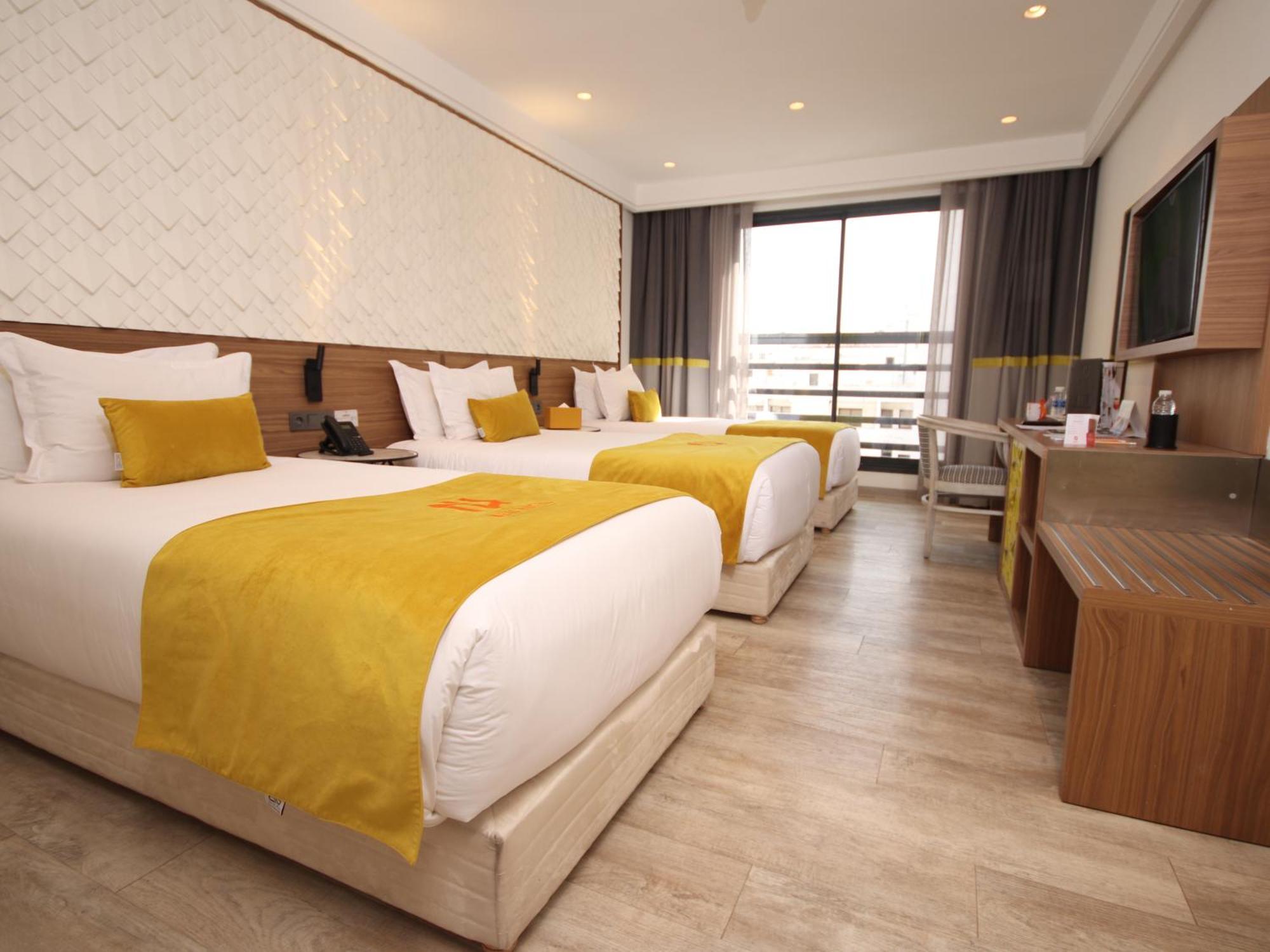 New Hotel Piscine Wellness & Spa Casa Blanca Exterior foto